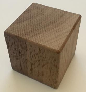 Holzwürfel Nussbaum 45x45mm